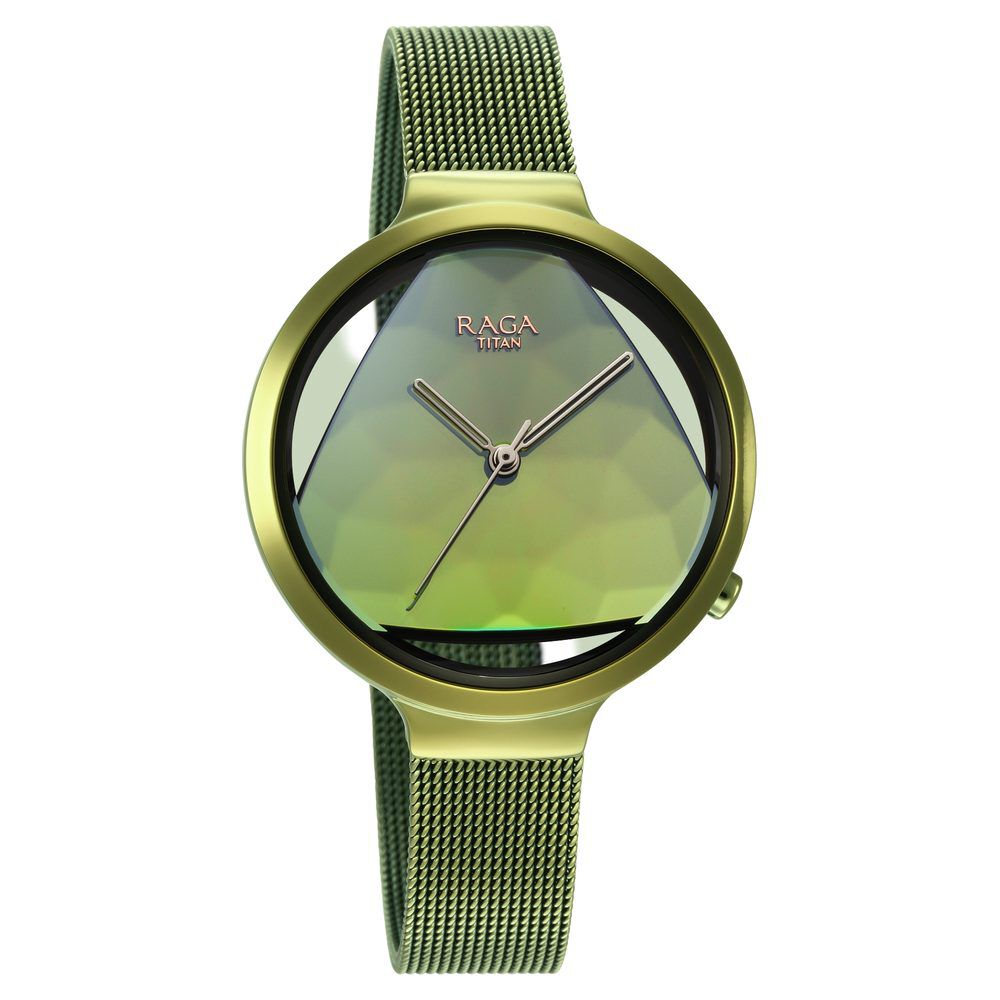 Citizen Citizen® Eco-Drive® 'Peyten' Champagne Dial Watch | Koser Jewelers  | Mount Joy, PA