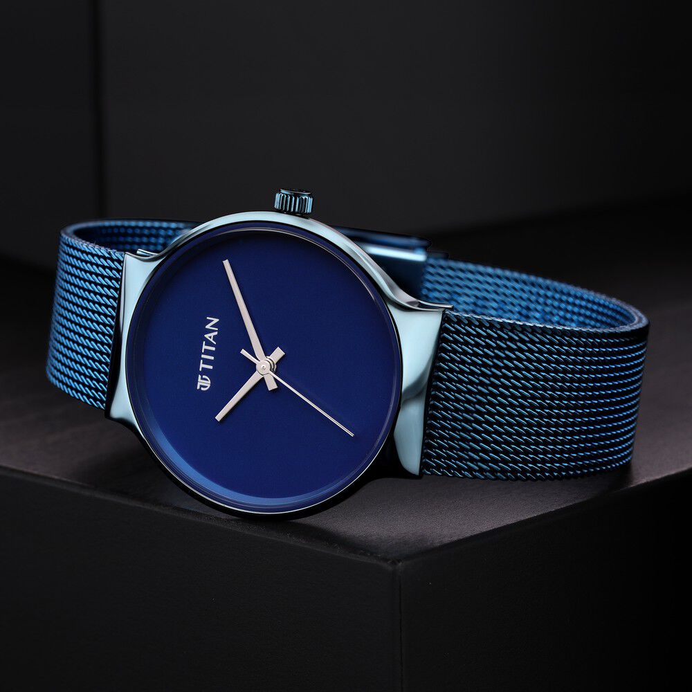 OH MY GOD: Shahrukh Khan Bought Audemars Piguet Blue Wristwatch Worth Rs. 5  Crore - YouTube