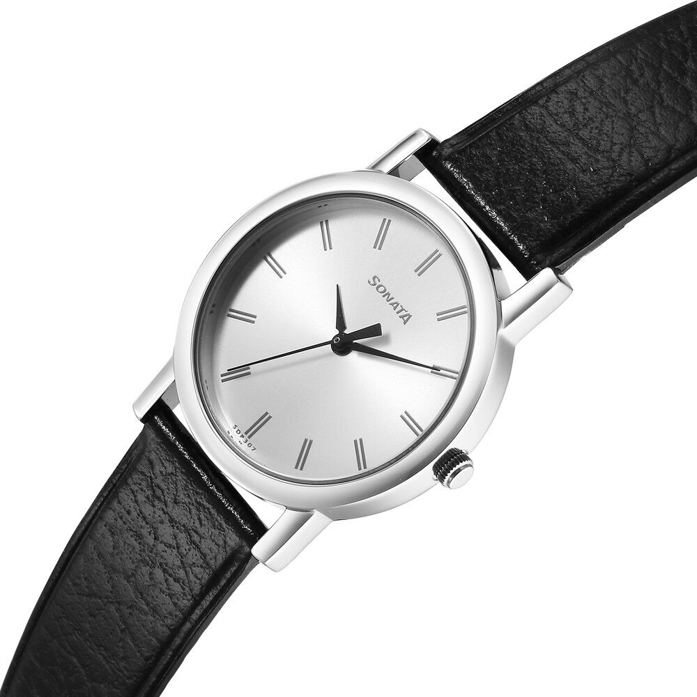 Minimalist Mens Watch Straps By KANE® - The Classic Black ™ Leather Strap  (silver)- 20mm – KANE Watches