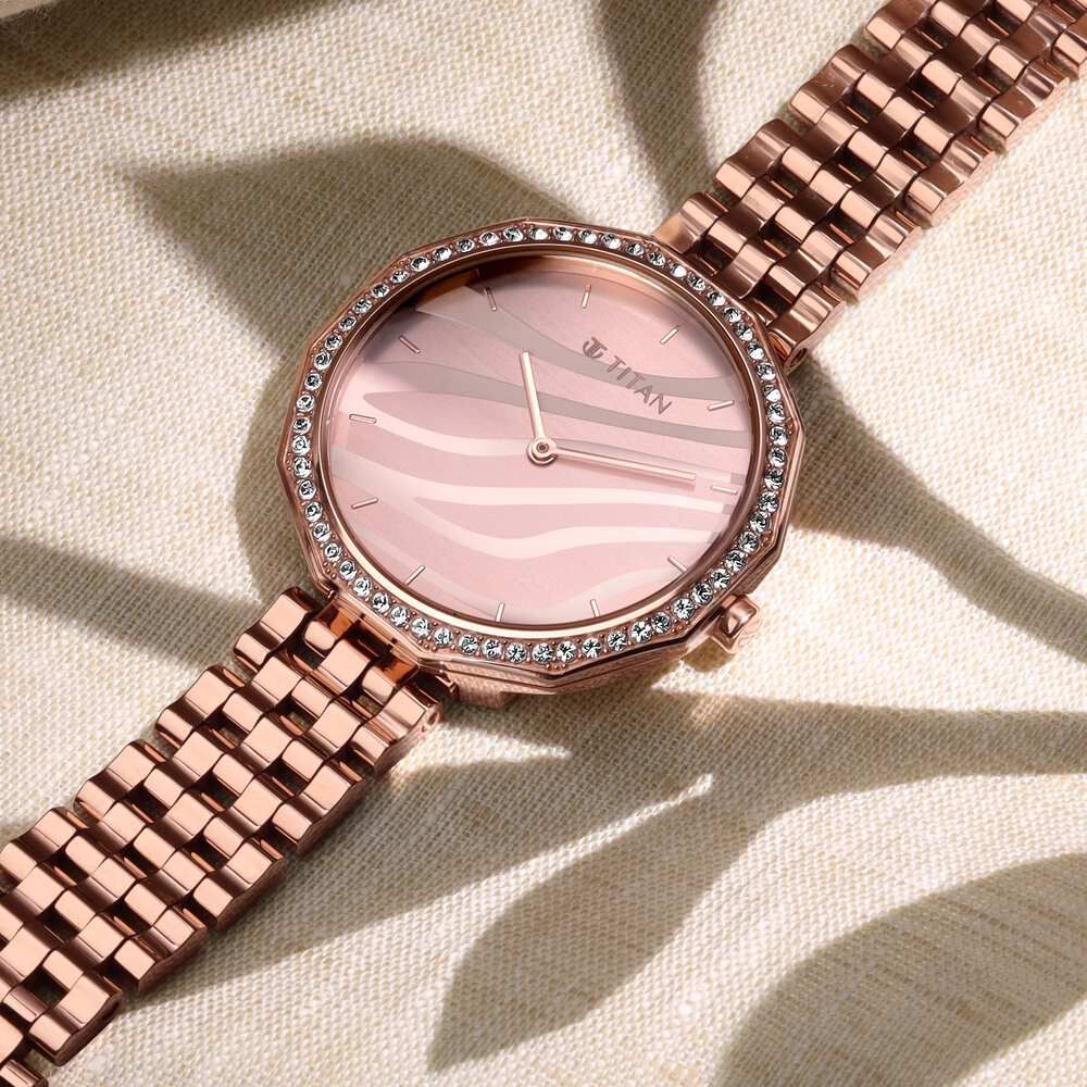 Rose Gold-Tone Watches | GUESS