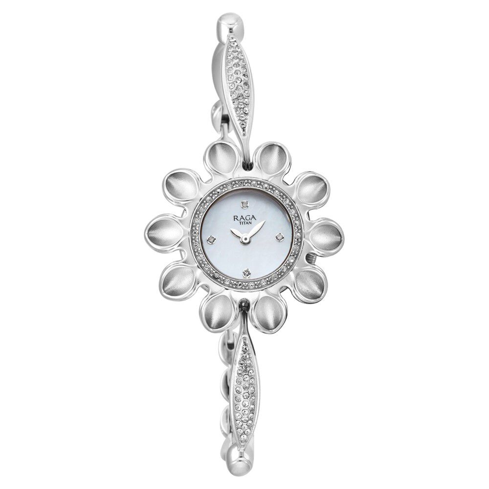 17% OFF on Jagadamba Jewellers 92.5 Pure Silver Ladies Watch on Snapdeal |  PaisaWapas.com