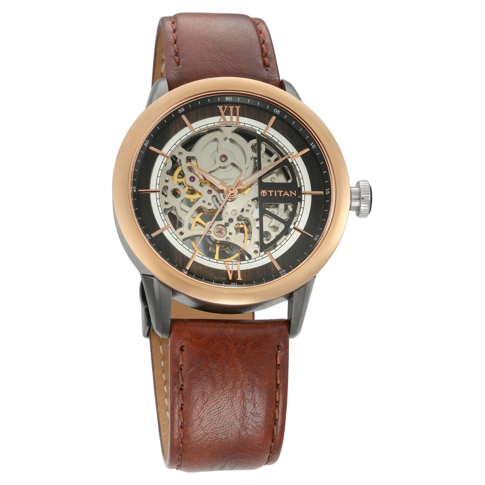 Urwerk UR-1001 Titan | Luxury watches for men, Fashion watches, Summer  fashion shoes